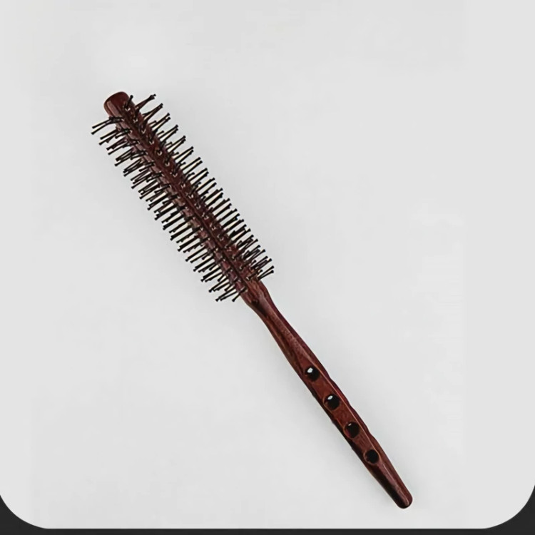 برس گرد چوبی