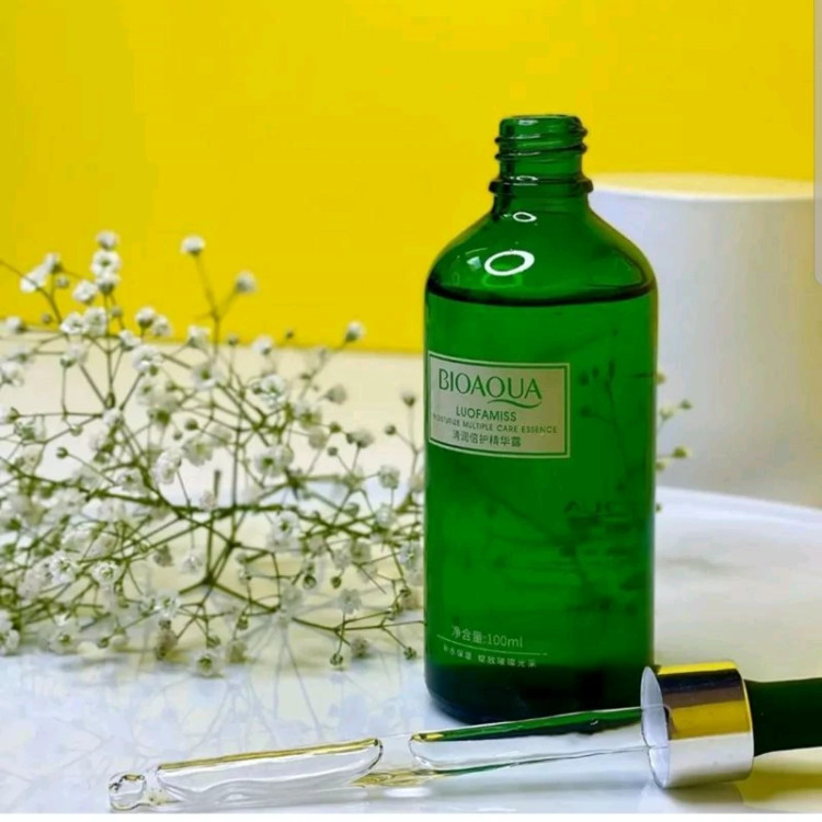 سرم صورت چای سبز بیوآکوا (ضد جوش) 100 میل مدل new kanada051