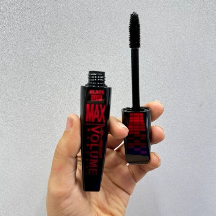 ریمل مکس موزیکال ( ریمل بلند کننده و پر مواد موزیکال ) مدل new kanada051