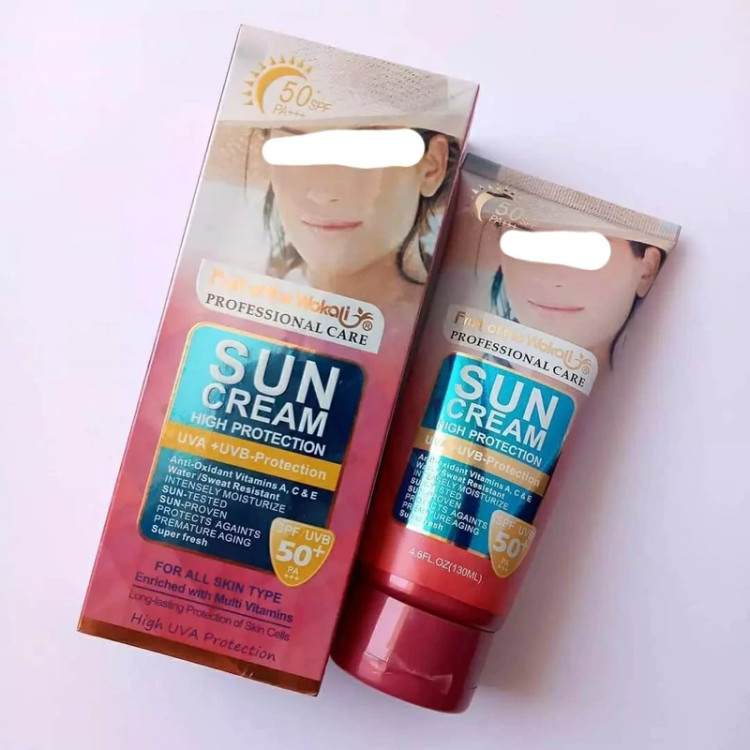 کرم ضدآفتاب بی رنگ وکالی(spf 70) کیفیت عالی مدل new kanada051