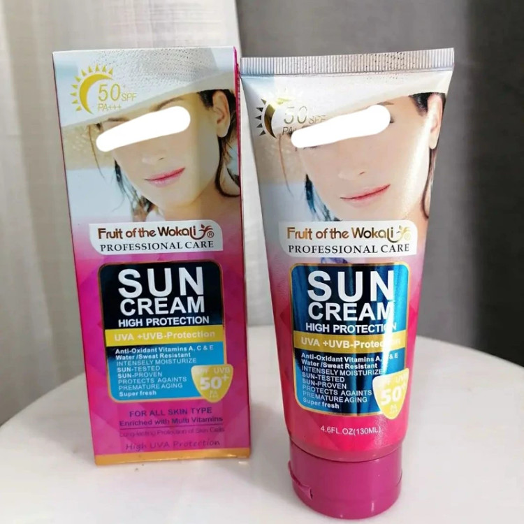 کرم ضدآفتاب بی رنگ وکالی(spf 70) کیفیت عالی مدل new kanada051