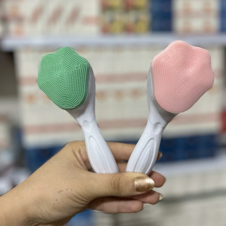 فیس براش پنجه گربه ای مدل new kanada041