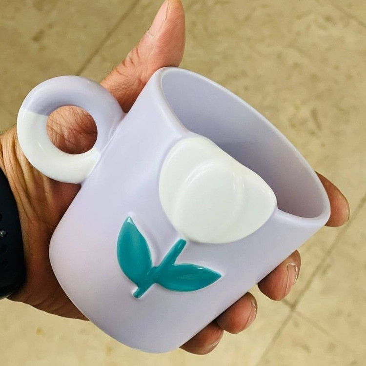 ماگ سرامیکی گل برجسته (لیوان فانتزی) 9x9cm رنگبندی مدل:new kanada0115358