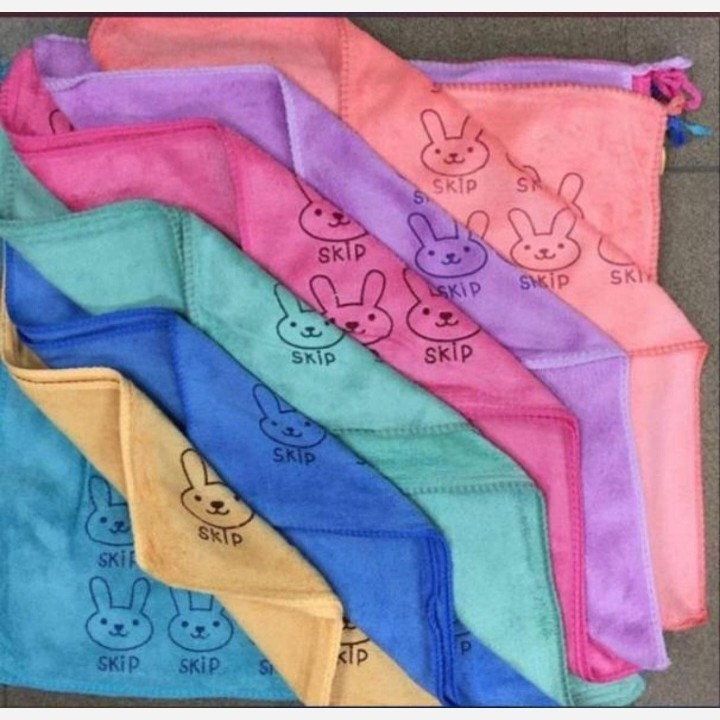 دستمال کارتی خرگوش  مدل:new kanada0115358