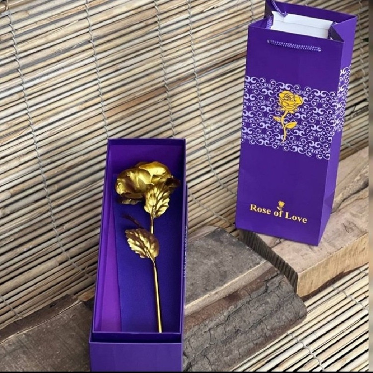 گل رز طلا مدل:new kanada0115358