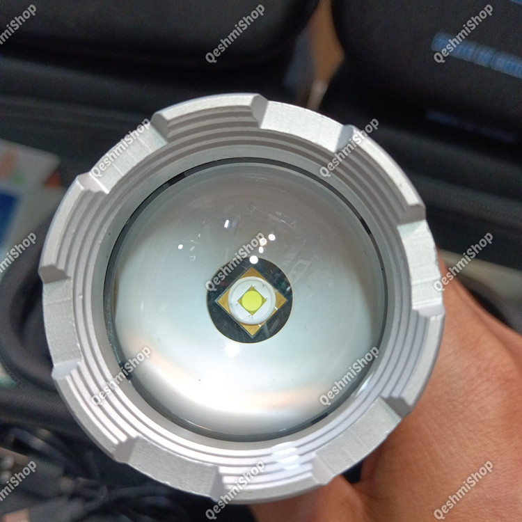 چراغ قوه پلیسی پرقدرت شارژی BCT-BRIGHT مدل BCT-8940 با نمایشگر دیجیتال درصد شارژ مدل:new kanada0115332
