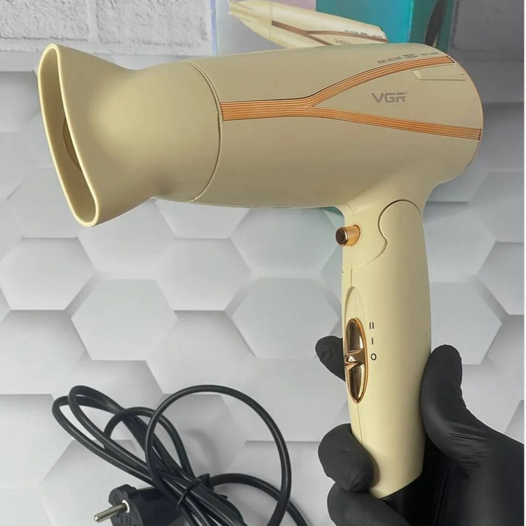 سشوار مسافرتی وی جی ار VGR مدل v-429 مدل:new kanada0115332
