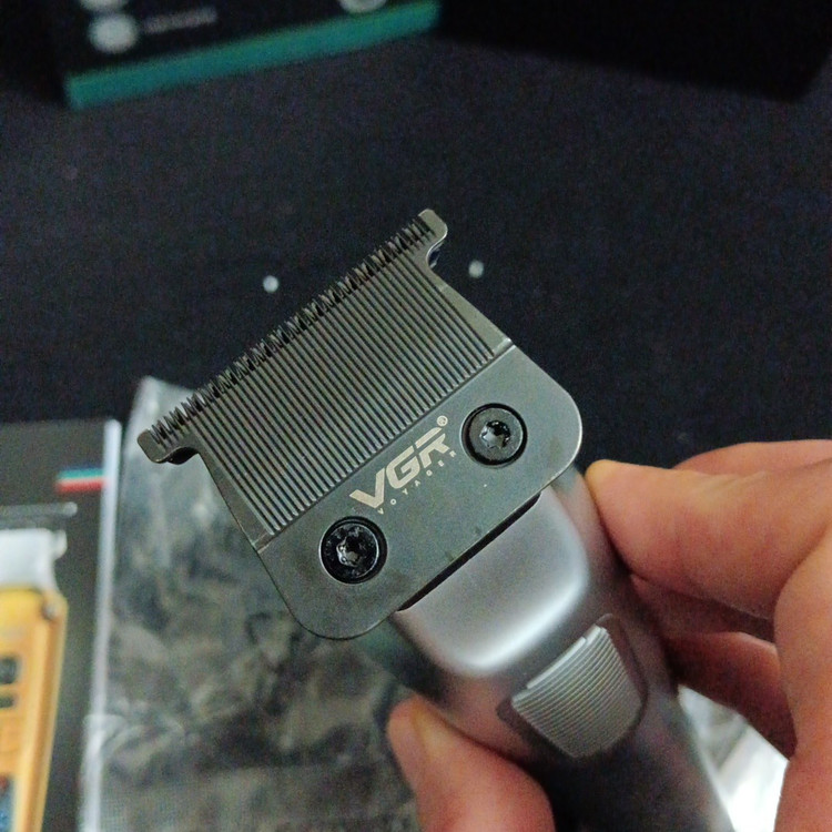 خط زن VGR v-931 ا hair trimmer vgr 931 - مدل:new kanada01419