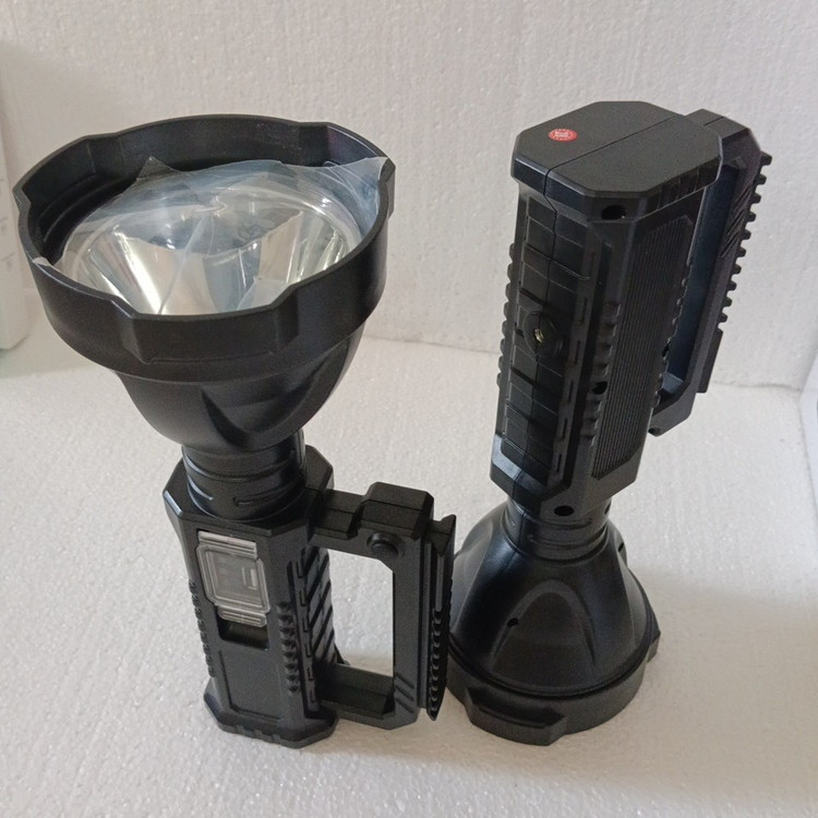 چراغ دستی بدون کارتن مدل W5119 مدل:new kanada01419