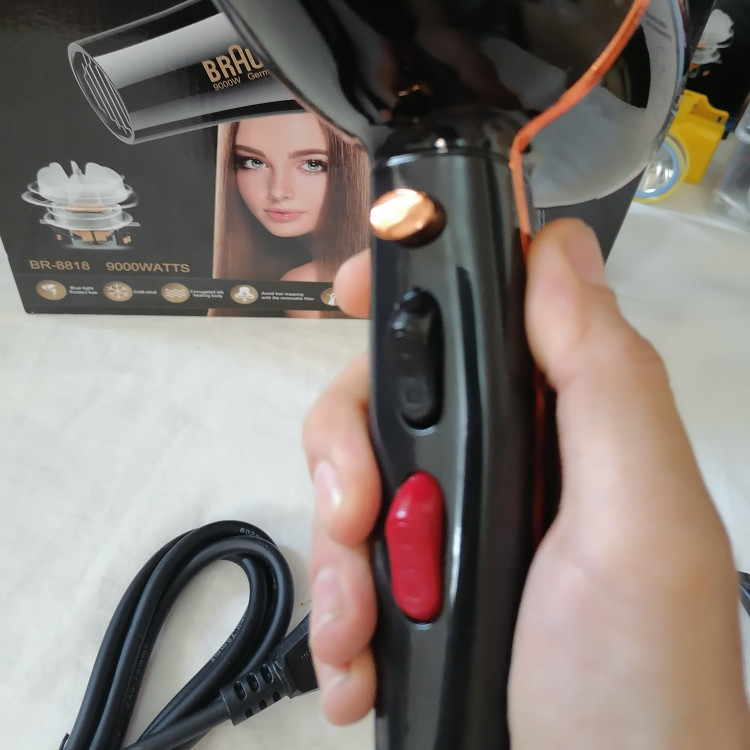 سشوار براون مدل Braun salon pro br 8818 مدل:new kanada01419