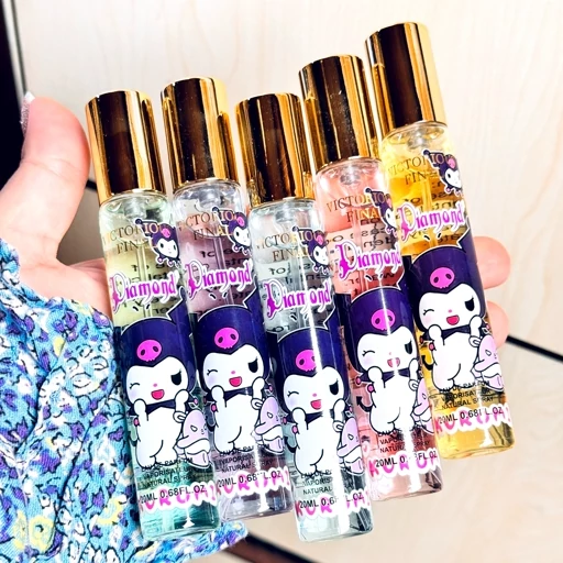 عطر قلمی کرومی ادکلن جیبی رایحه توت فرنگی خامه مارشمالو خنک شکوفه میوه های بهاری خوشبو کننده عالی مناسب تابستان مدل:new kanada01414