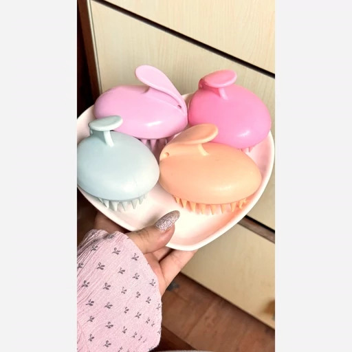 ماساژور سر سیلیکونی وارداتی اورجینال تقویت ریشه مو ضد شویندن کامل موها جلوگیری از شوره سر شور سرشور سیلیکونی باکیفیتمدل:new kanada01319