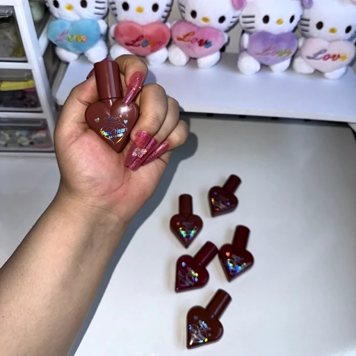 رژ لب مایع مات و مخملی کره ای قلبی رنگبندی جذاب و کاربردی کیفیت عالی بافت سبک مدل:new kanada01317
