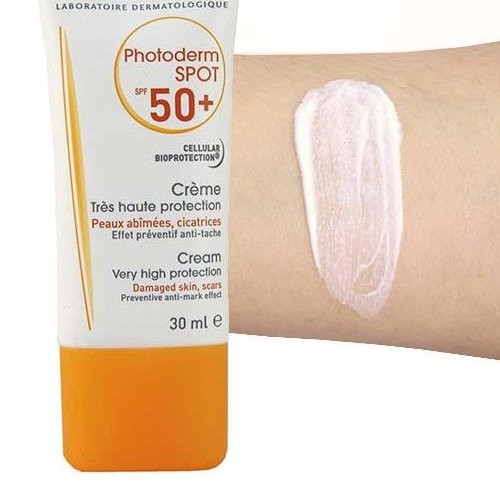 کرم ضد آفتاب بیودرما SPF50 (بی رنگ، پوست خشک، ضد لک و چروک) مدل:new kanada5689
