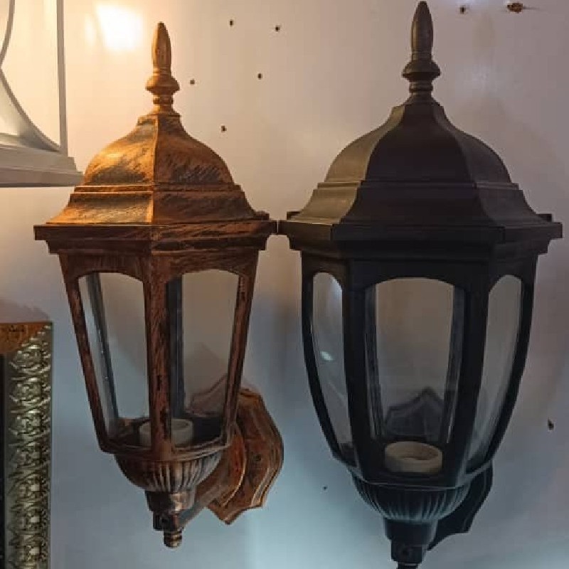 چراغ رومی دیواری بدنه پلاستیکی (فروشگاه لاله زار)