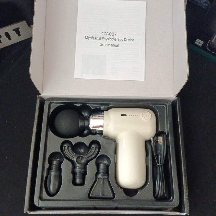 مینی ماساژور تفنگی شارژی MASSAGER مدل CY-007 دارای 4 سری ماساژ موجود در فروشگاه قشمی شاپ QESHMISHOP