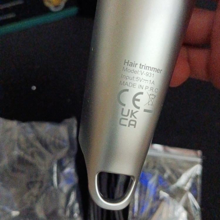 خط زن VGR v-931 ا hair trimmer vgr 931 - فروشگاه قشمی شاپ Qeshmishop