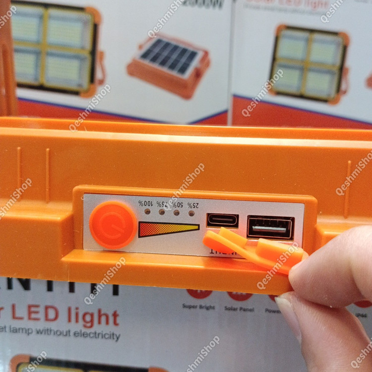 چراغ خورشیدی LED شارژی مدل IP66 نور سفید آفتابی و طبیعی
