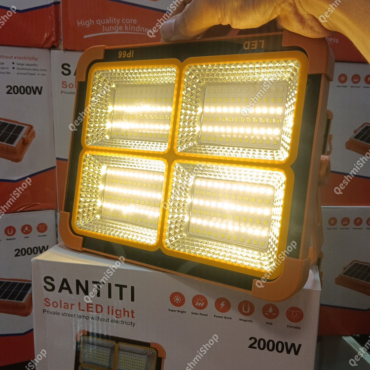 چراغ خورشیدی LED شارژی مدل IP66 نور سفید آفتابی و طبیعی